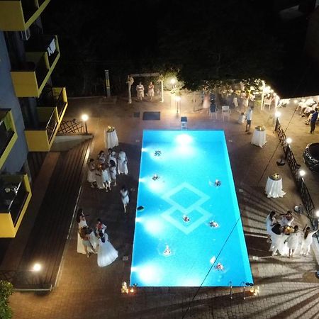 Casa Del Mar Hotel Kvariati Kültér fotó