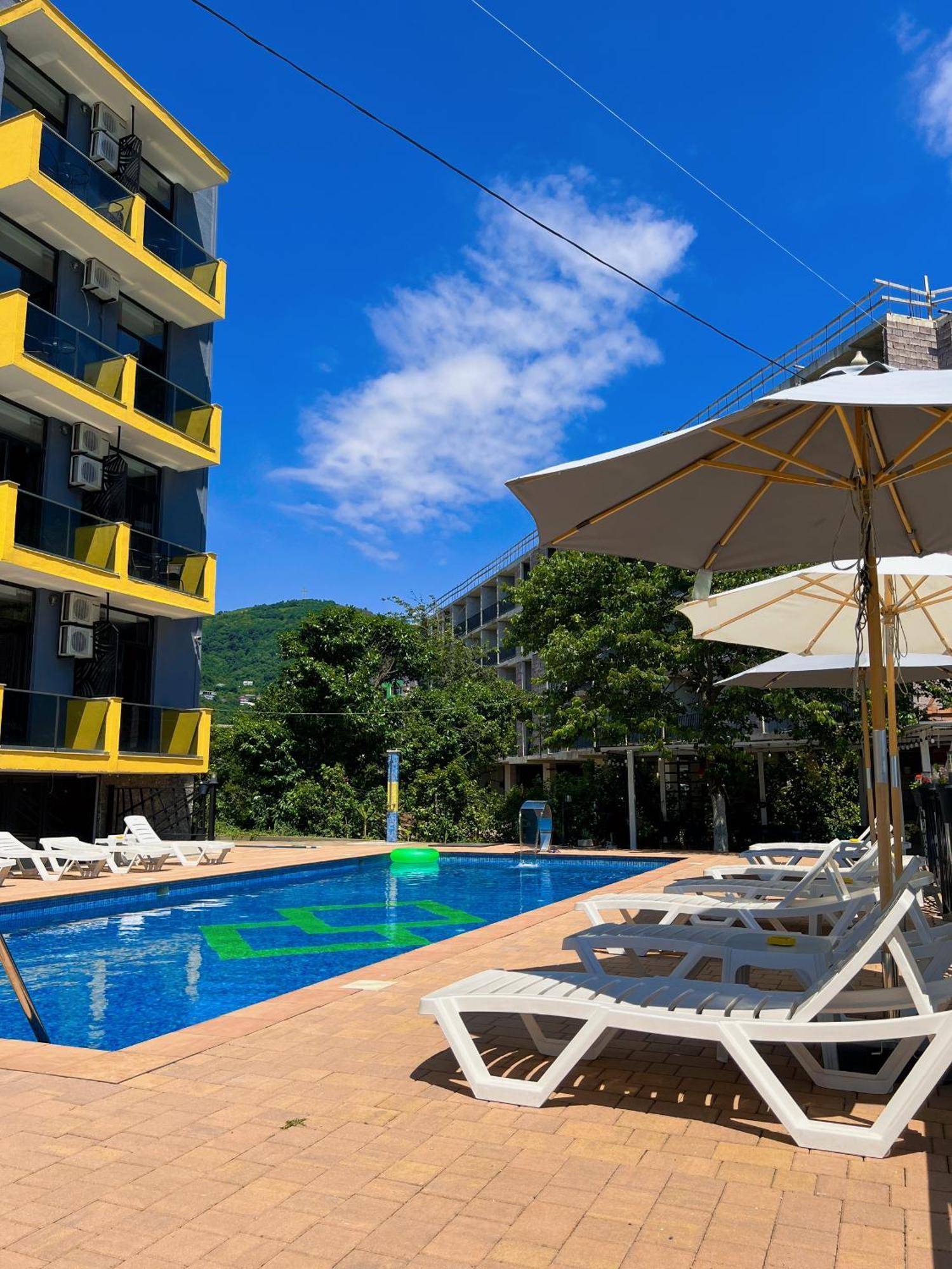 Casa Del Mar Hotel Kvariati Kültér fotó